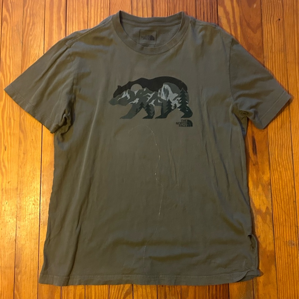 Graphic North Face Tee